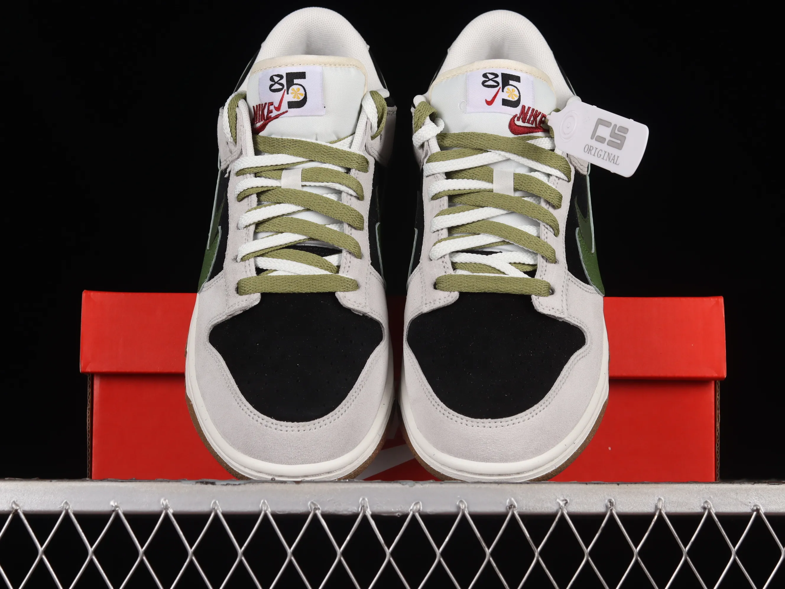 All categories Nk SB Dunk series Nk SB Dunk Low low-top sneakers Nk SB Dunk Low "85" black, gray and green double hook SB low-top sports and leisure sneakers DO9457-124